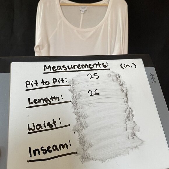 Peyton Jensen white long sleeved sweater women's size large button details rayon - Picture 6 of 7